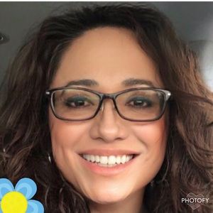 Meet your Posher, Melinna